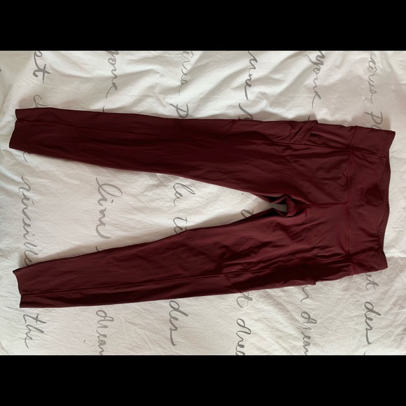 FAST AND Free 28” Lululemon Leggings - Picture 3 of 3